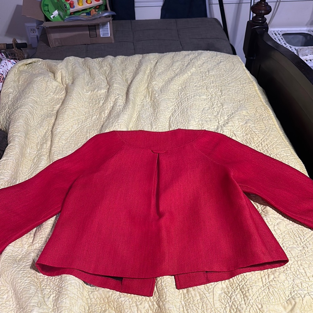 Perceptions Petite Red Textured Jacket and pants - Picture 4 of 10